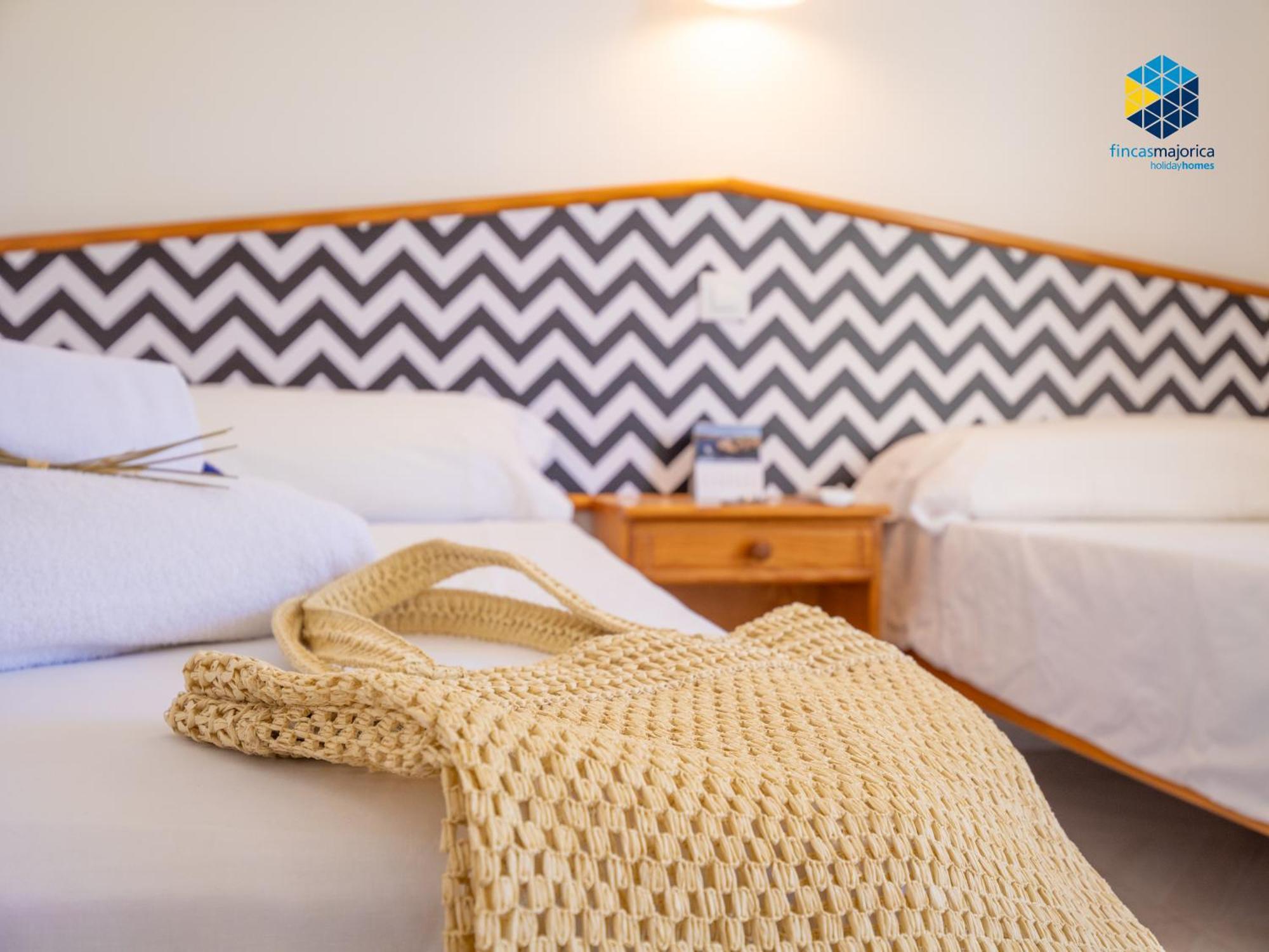 Apartamentos Bella Maria Puerto Colom Kültér fotó